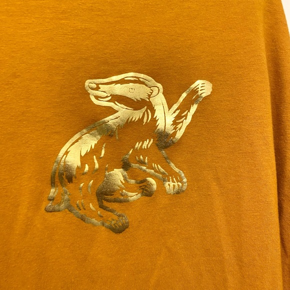 Harry Potter Hufflepuff Graphic Tee Long Sleeve Golden T Shirt - Picture 6 of 7
